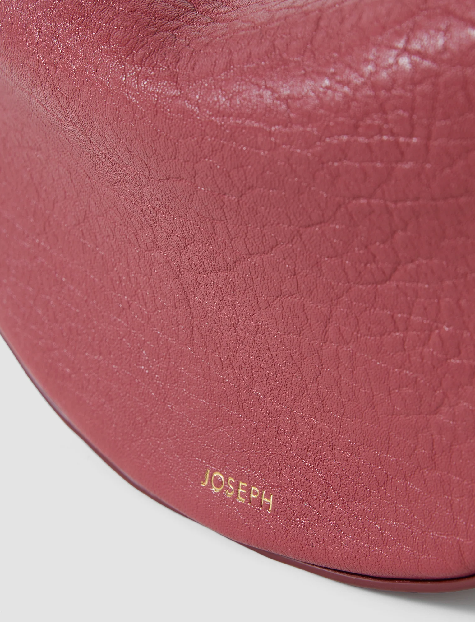 Bean Pebble Leather Bag - Image 5