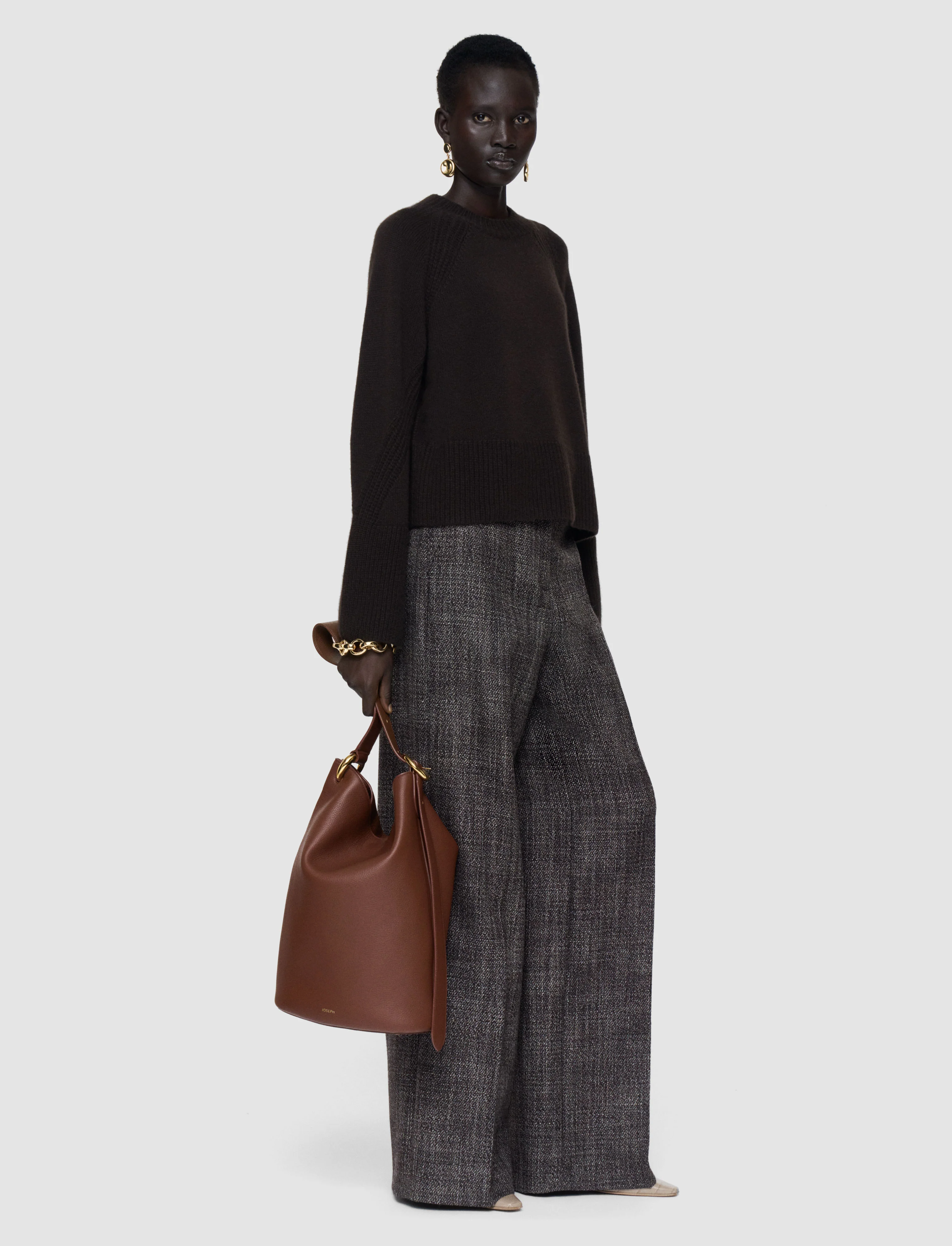 Bucket Leather Bag - Image 6