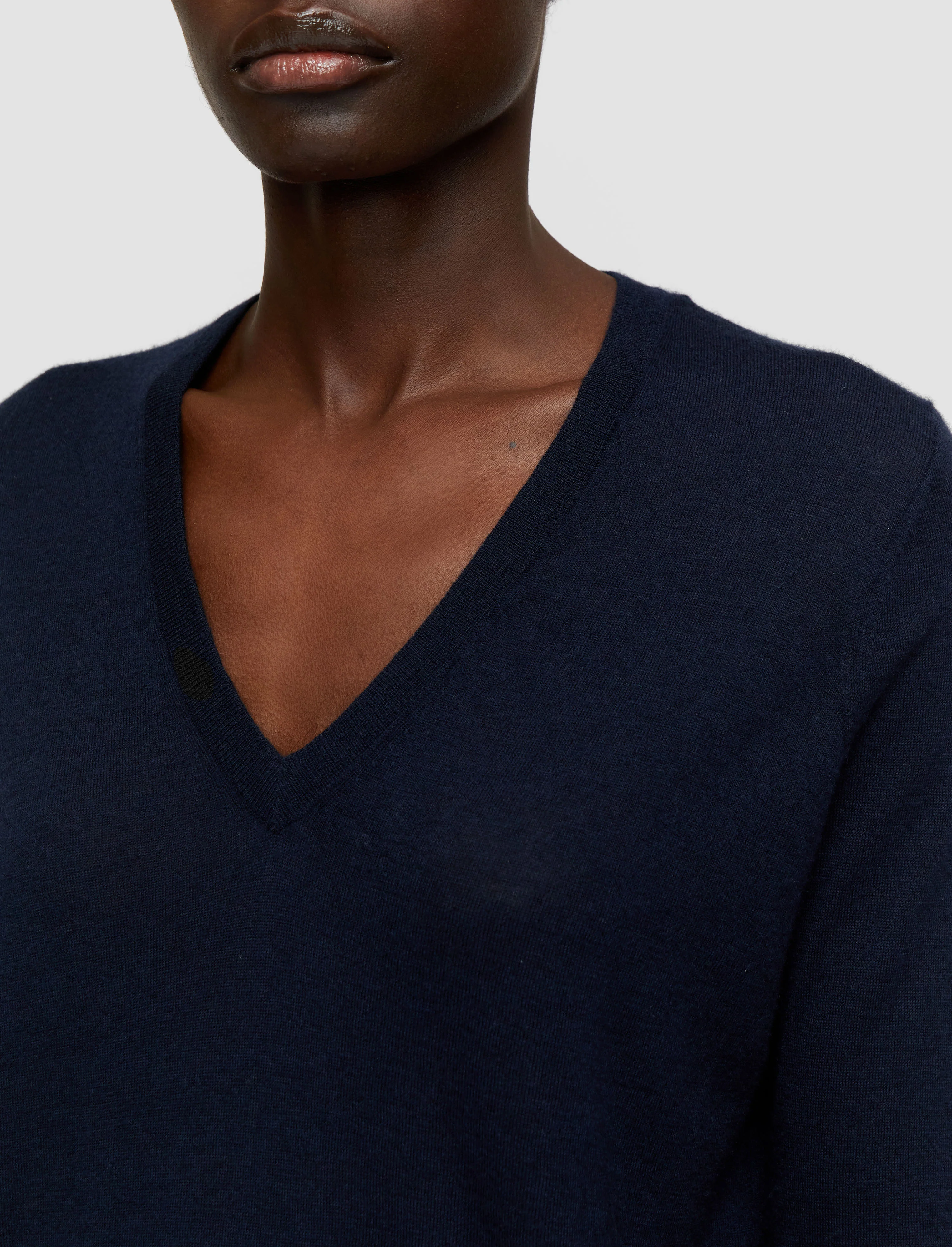 Cashair V Neck Jumper - Image 5