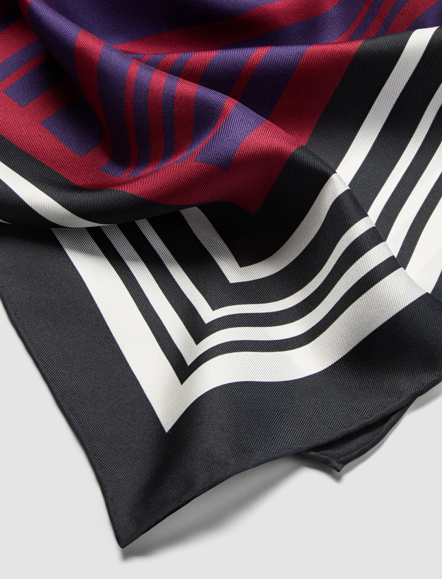 Chilie Silk Scarf - Image 5