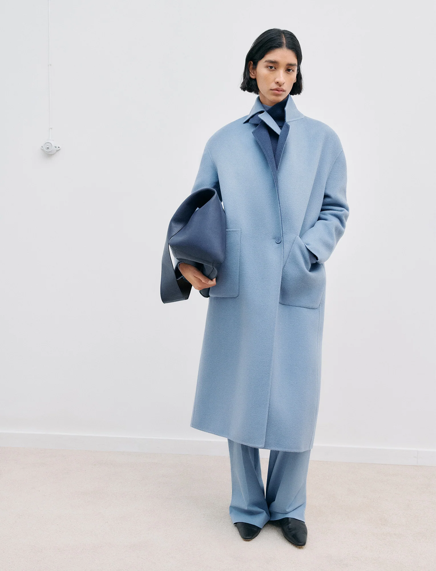 Edmond Reversible Double Face Cashmere Coat - Image 7