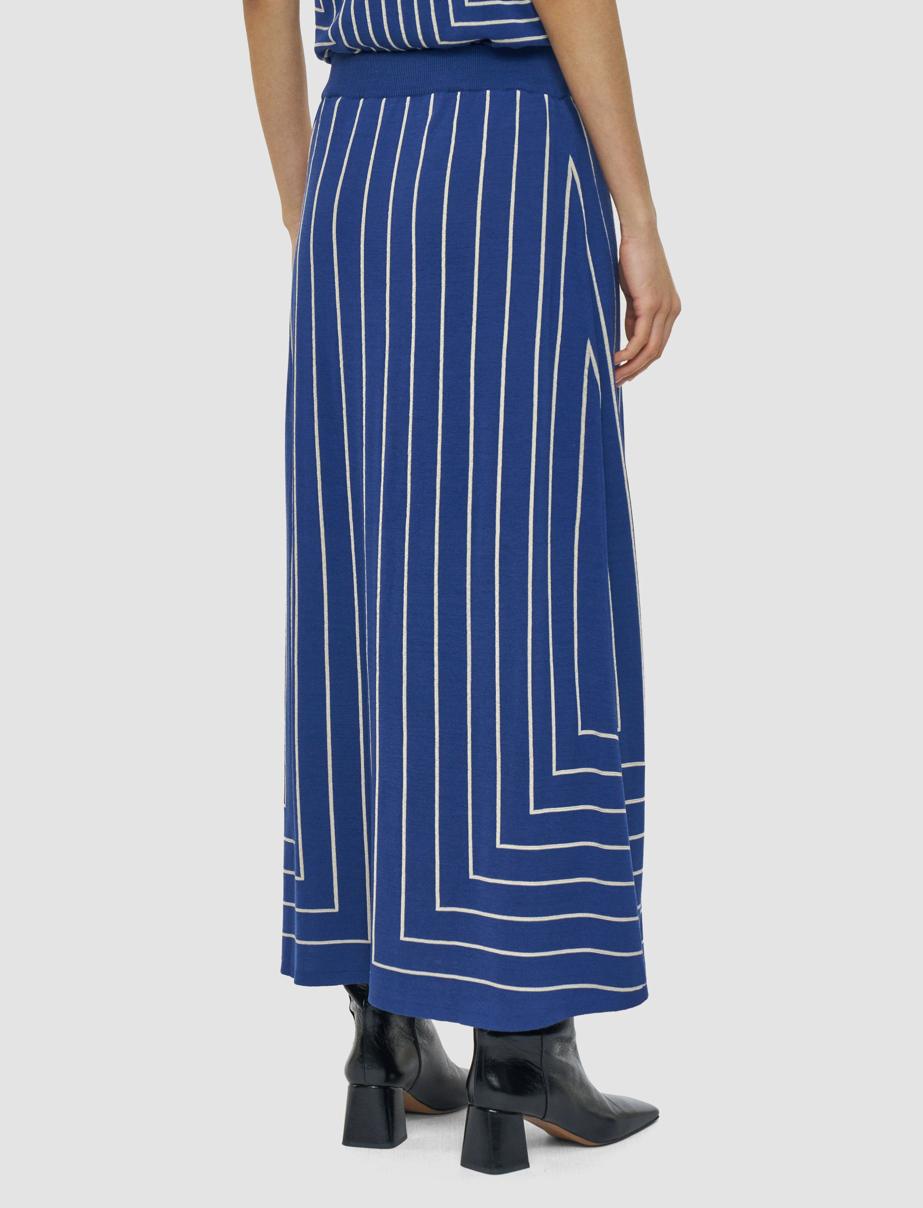 Geometric Jacquard Silk Blend Skirt - Image 3