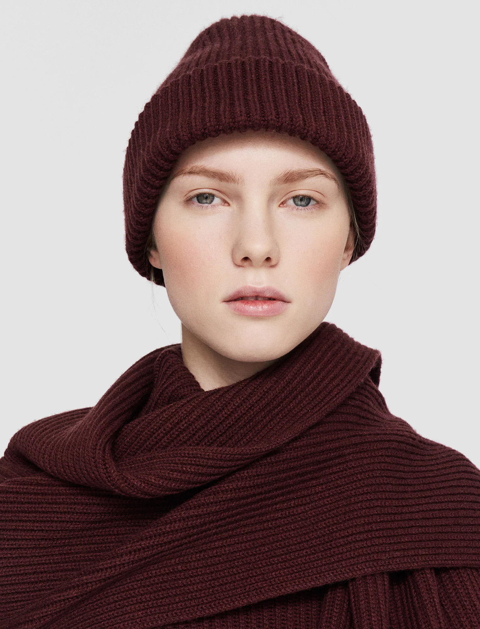 Light Cardigan Stitch Scarf - Image 3