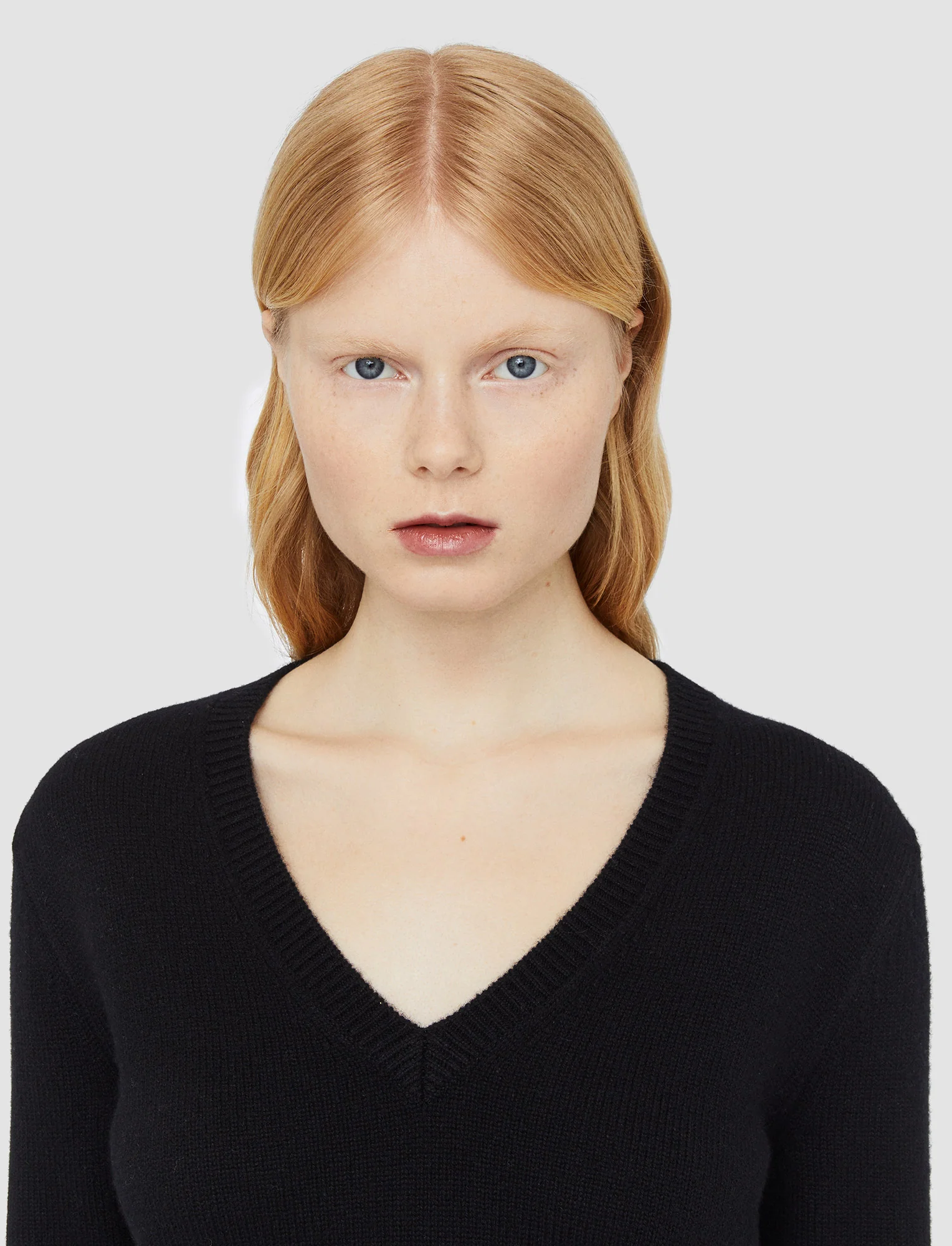 Pure Cashmere V Neck Jumper - Image 5