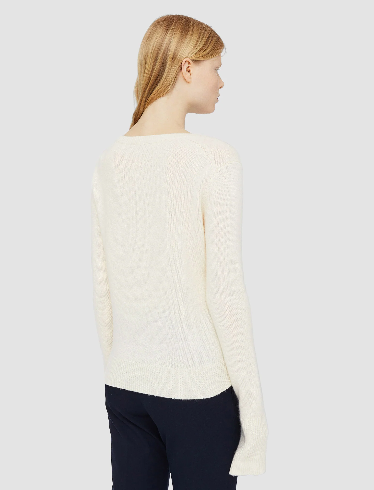 Pure Cashmere V Neck Jumper - Image 4