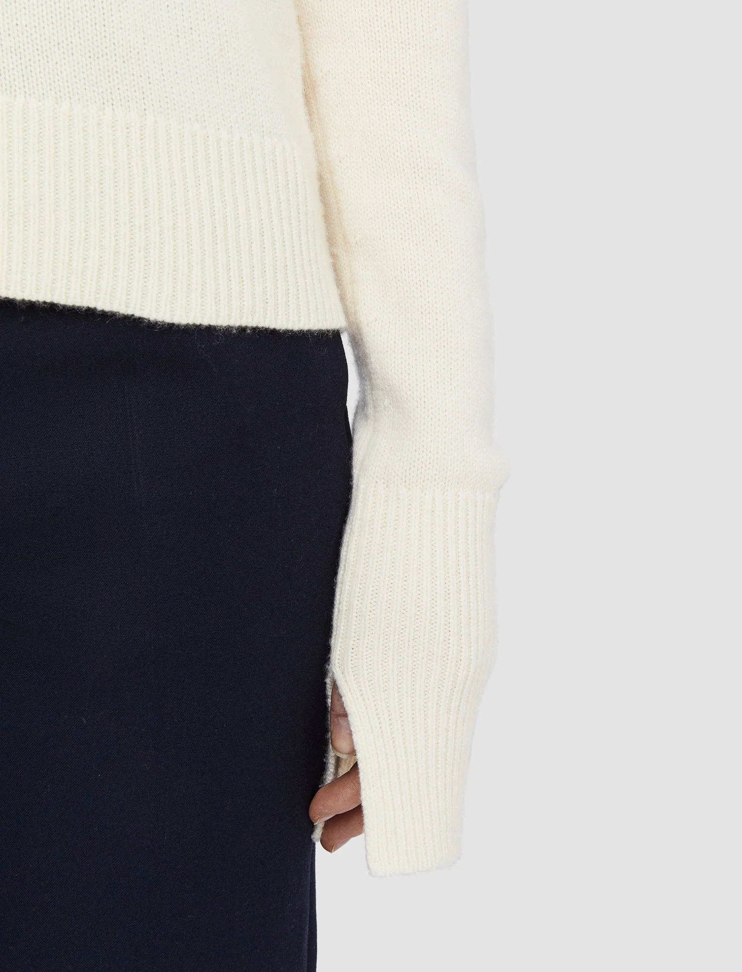 Pure Cashmere V Neck Jumper - Image 5