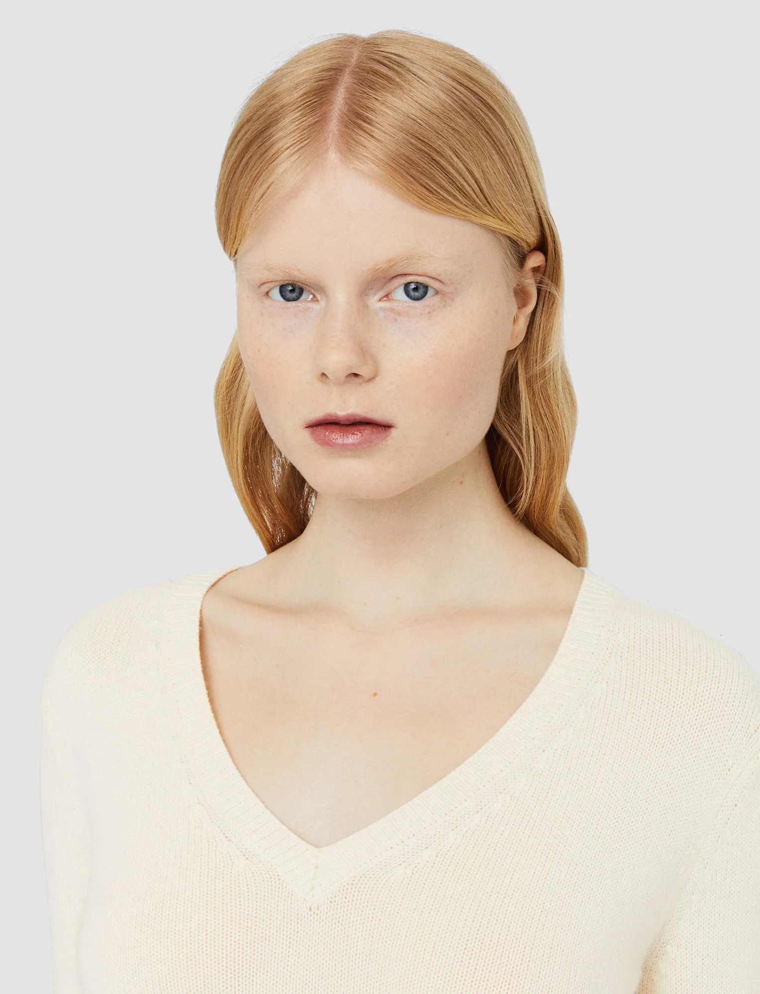Pure Cashmere V Neck Jumper - Image 6